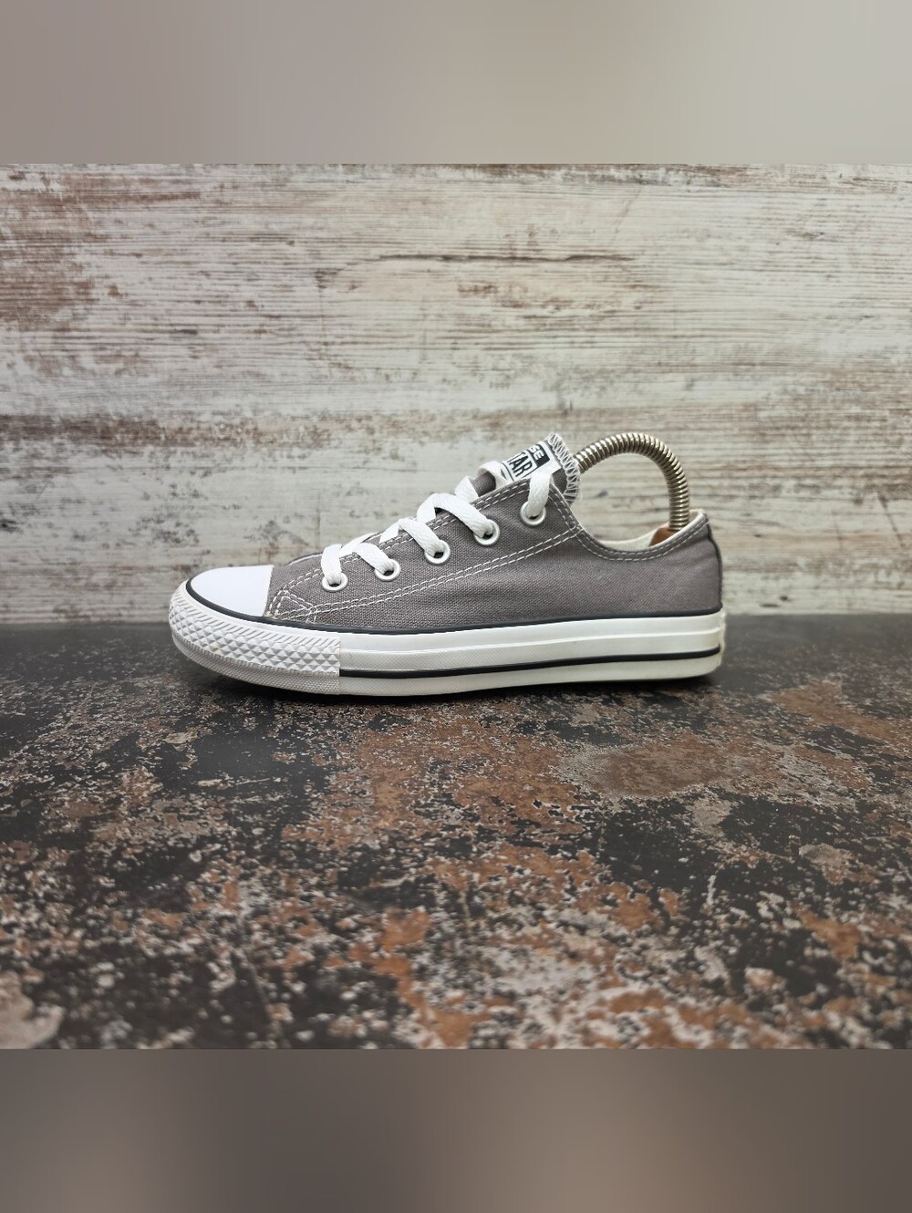 Womens Converse Chuck Taylor All Star Low Top Shoes Sz 6 Gray 1J794C